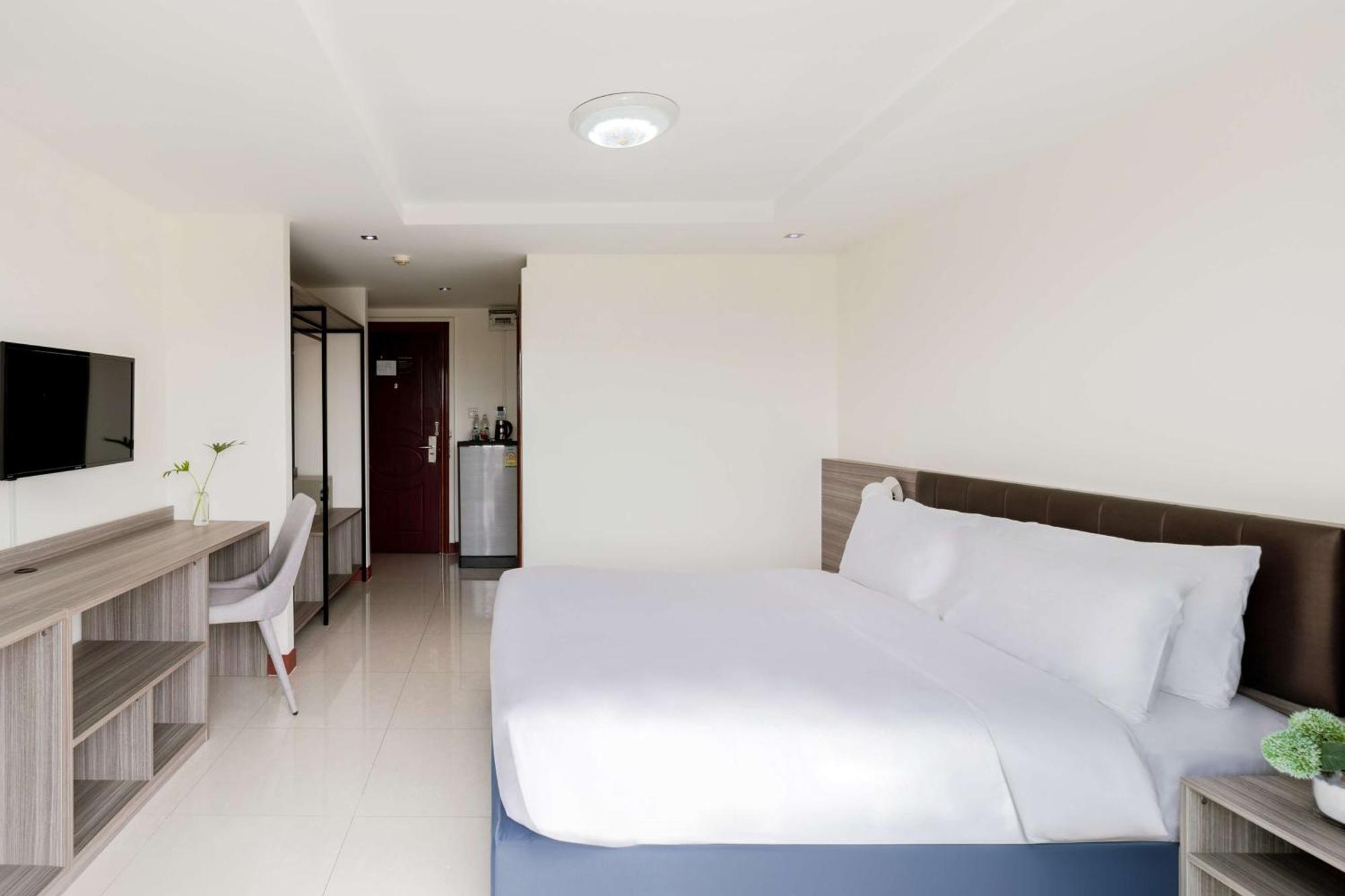 Surestay By Best Western Iconic Suvarnabhumi Bang Bo Exterior photo