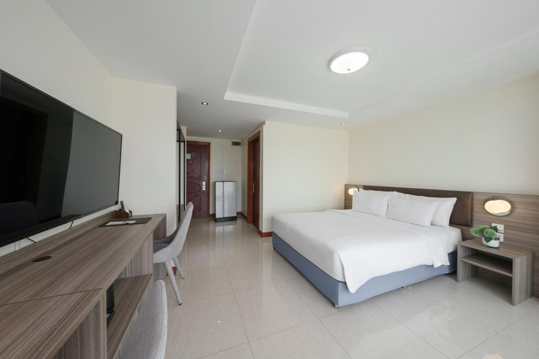 Surestay By Best Western Iconic Suvarnabhumi Bang Bo Exterior photo