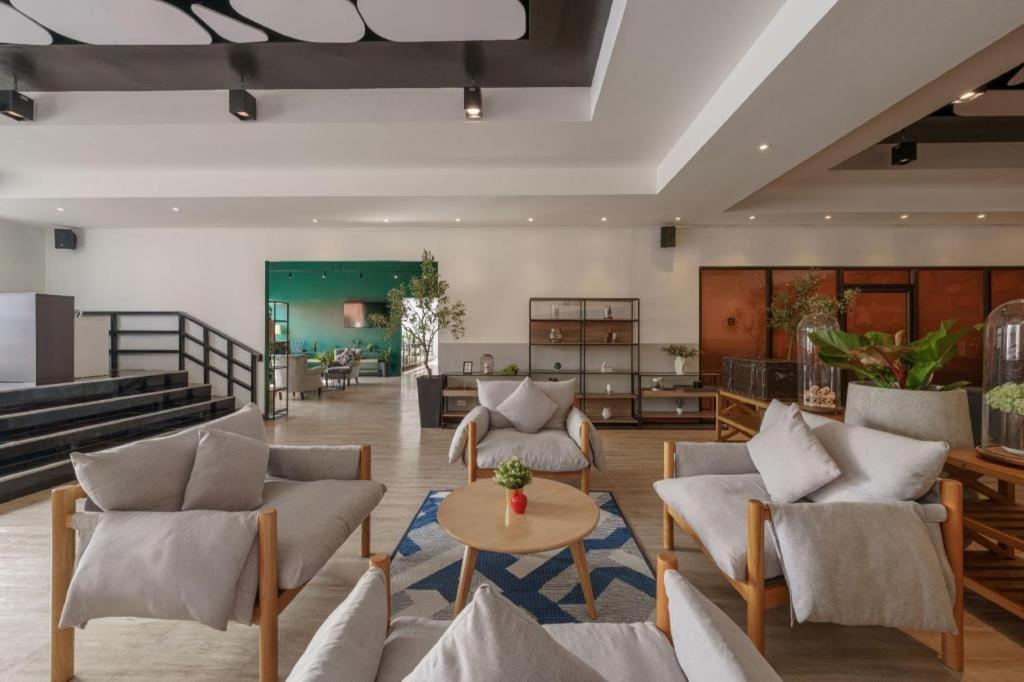 Surestay By Best Western Iconic Suvarnabhumi Bang Bo Exterior photo